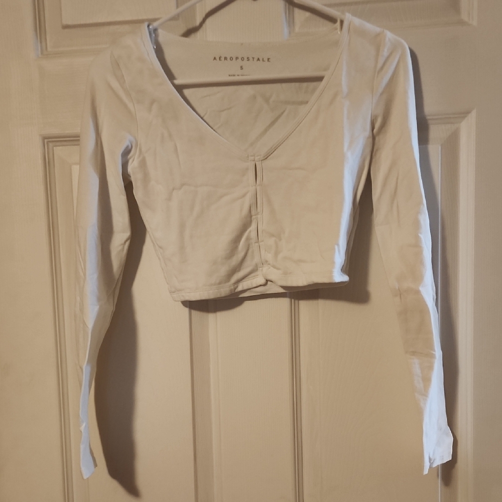 Aeropostale Women's Cream Long Sleeve Tee